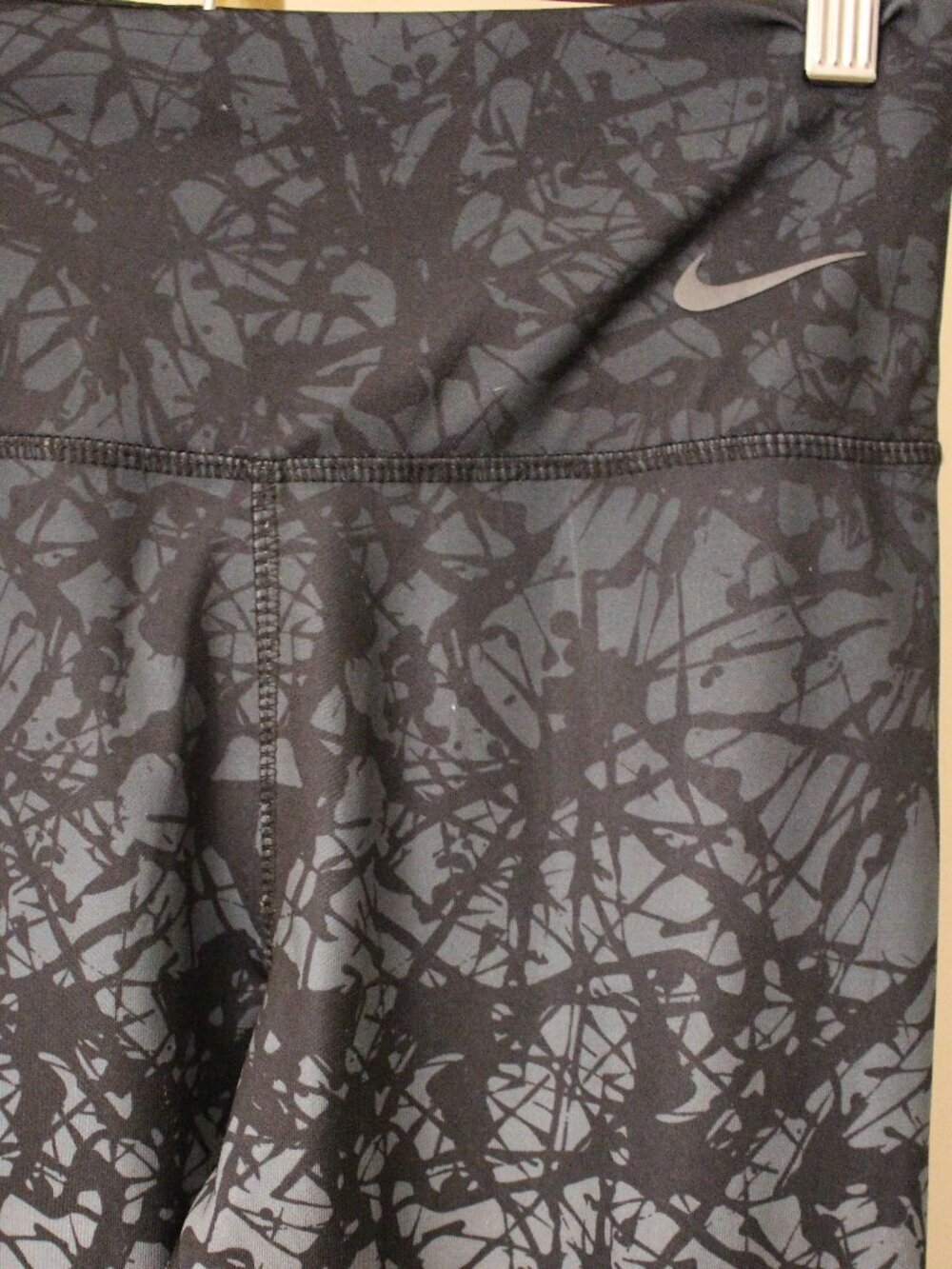 Nike Black & Gray Leggings, Size Medium - Picture 2 of 6